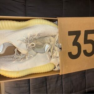 Adidas Yeezy Boost 350 V2 Cream White / Gum Sole